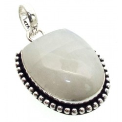 Rainbow Moonstone Indian Silver Pendant 01